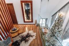 Galeria-s-pohladom-na-vianocny-stromcek