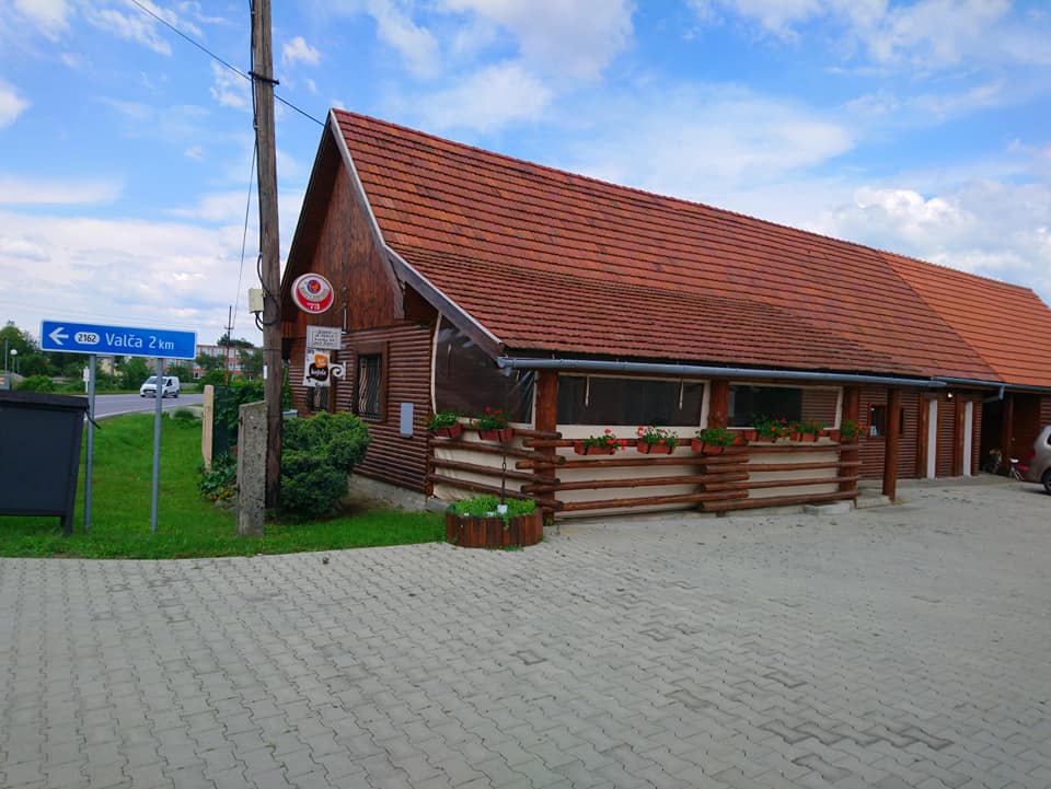 Reštaurácia Drevená dedinka